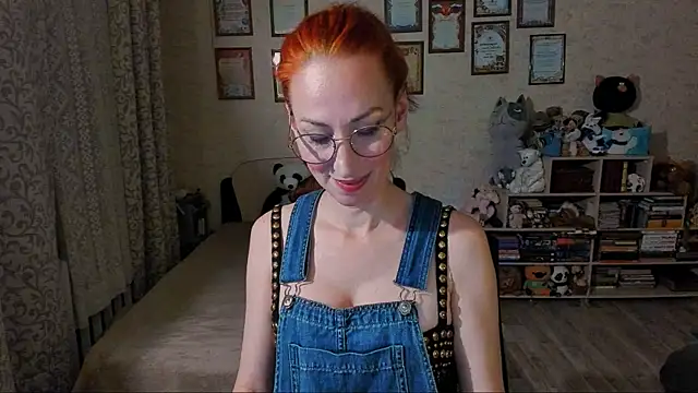 Snapshot of red_rocco chatting on January 2025 04:08:02 PM red rocco online show from January 2025 04:08:02 PM