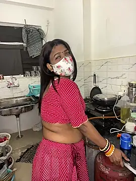 YourSuperTanya online show from February 2026 06:34:02 PM