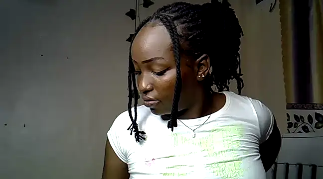 Vprettieeer online show from January 2025 06:39:01 PM