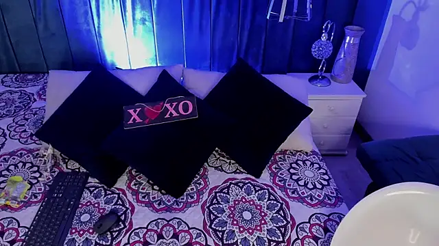 JeanneSabatier online show from February 2025 07:45:02 PM