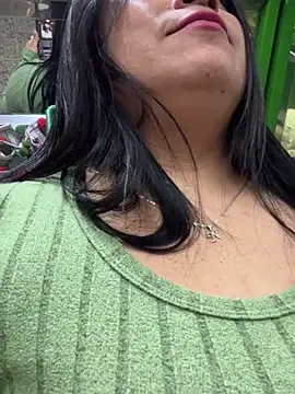 Miia Jazmin online show from March 2025 04:30:01 PM