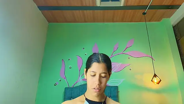 Connie Bell online show from November 2025 01:58:02 PM