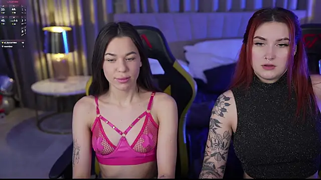 Roxi Twix online show from February 2025 03:38:02 PM