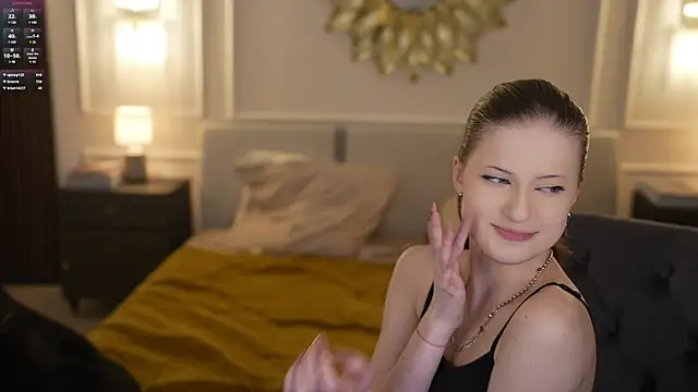 Roxi Twix online show from February 2025 03:41:02 PM