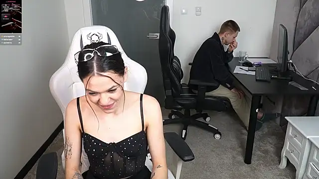 Roxi Twix online show from March 2025 10:26:01 PM