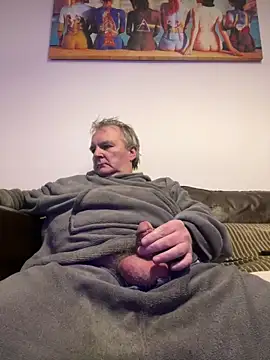 Paolo7619 online show from April 2026 07:58:02 PM