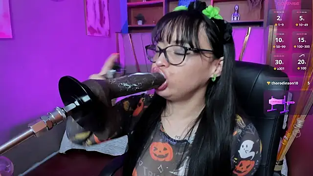 Snapshot of Rosie_jhons chatting on October 2025 04:09:02 AM Rosie jhons online show from October 2025 04:09:02 AM