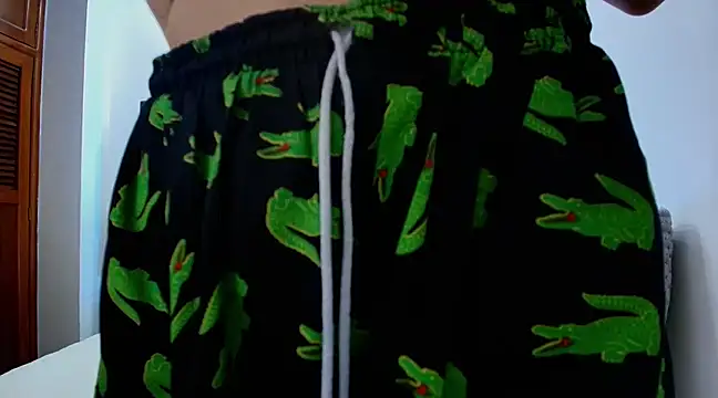 Snapshot of wolfandsky chatting on March 2025 02:45:01 PM wolfandsky online show from March 2025 02:45:01 PM