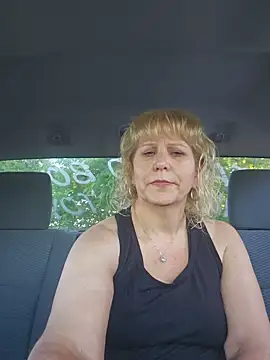 Snapshot of Badgirlpr2 chatting on June 2026 11:21:01 PM Badgirlpr2 online show from June 2026 11:21:01 PM