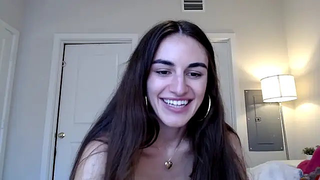 graciesmith27 online show from March 2025 10:53:01 PM