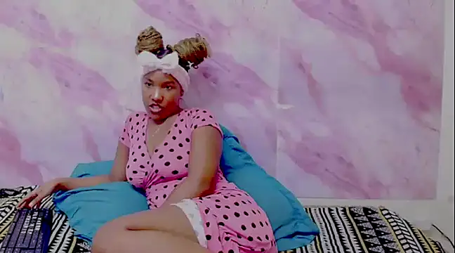 EroticSexyPrada online show from February 2025 08:49:02 PM