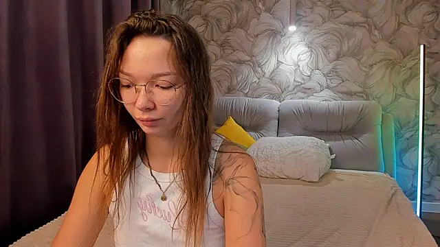 SusannJohnson online show from July 2026 12:26:02 AM