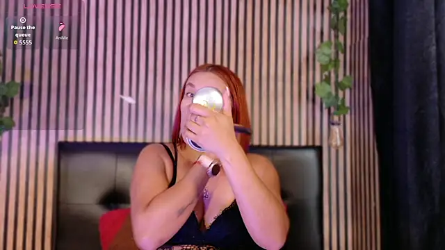 Snapshot of Sophie_new25 chatting on October 2025 01:41:02 PM Sophie new25 online show from October 2025 01:41:02 PM