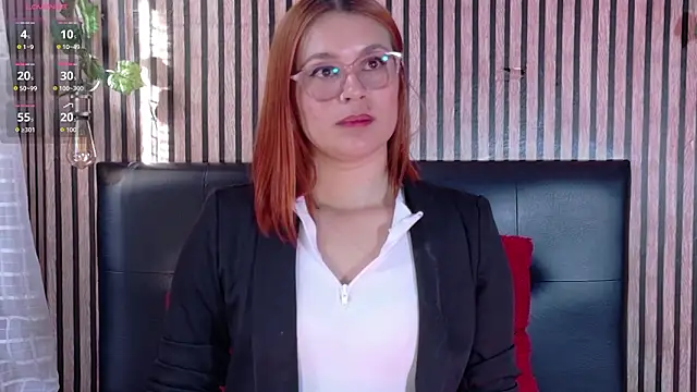 Sophie new25 online show from February 2026 12:53:02 PM