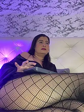 Snapshot of Lili__taylor chatting on November 2025 05:52:01 AM Lili taylor online show from November 2025 05:52:01 AM