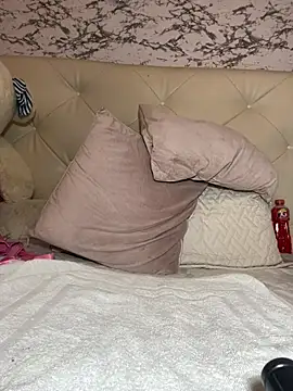 Lili  taylor online show from March 2026 05:08:02 AM