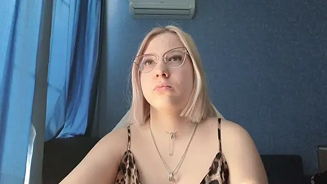 HotBrandyX online show from March 2026 03:43:02 AM