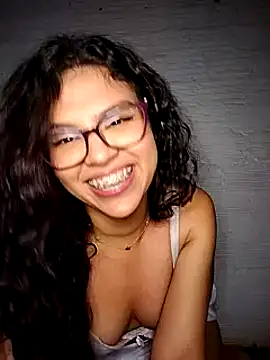 Snapshot of enid_greins chatting on January 2025 04:26:01 AM enid greins online show from January 2025 04:26:01 AM