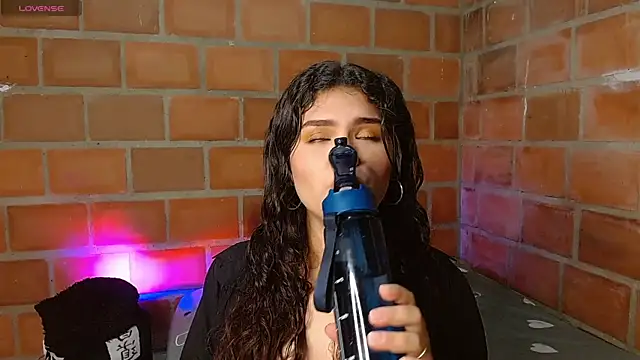 Snapshot of enid_greins chatting on September 2025 10:25:02 AM enid greins online show from September 2025 10:25:02 AM