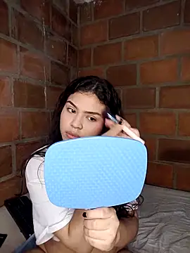 Snapshot of enid_greins chatting on October 2025 01:39:02 PM enid greins online show from October 2025 01:39:02 PM