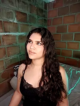 Snapshot of enid_greins chatting on October 2025 08:18:01 PM enid greins online show from October 2025 08:18:01 PM