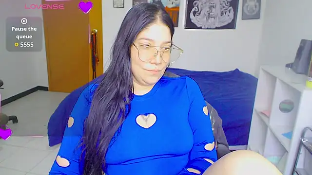 sharonnleon online show from March 2026 09:30:01 PM