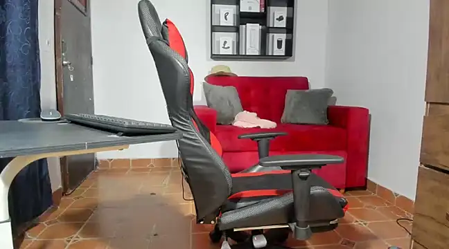 dereckgreen online show from February 2025 10:51:01 PM