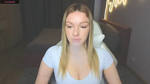 MargaretSweet1 online show from March 2026 07:03:02 AM