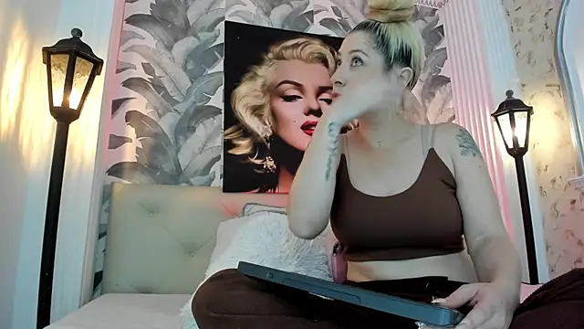 viktoria davis  online show from July 2026 02:36:01 AM