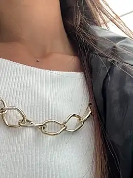 zoe storm online show from January 2025 07:56:01 PM