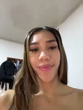 zoe storm online show from February 2025 08:58:01 PM