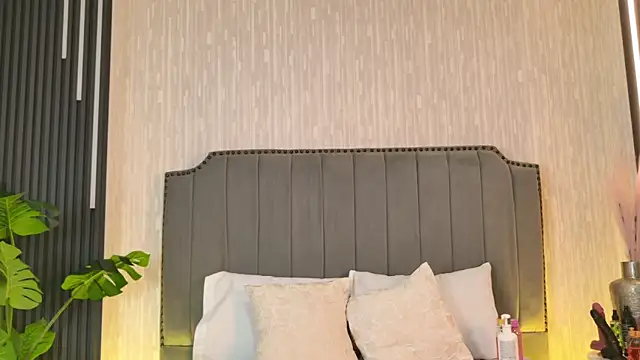 Pocahontas BGB online show from December 2025 08:36:02 PM