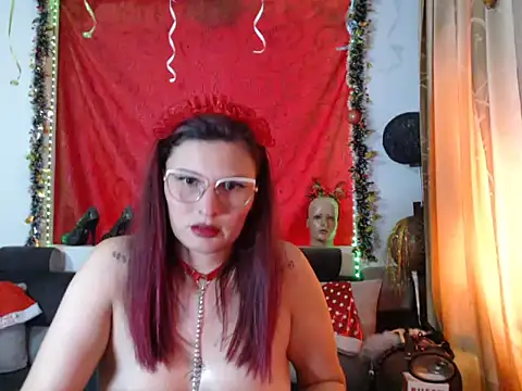 sachaclinford online show from December 2025 05:52:02 PM