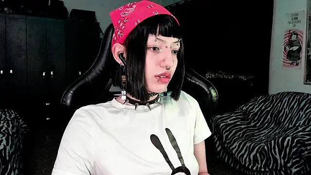 roxy toxic online show from January 2026 12:25:02 AM