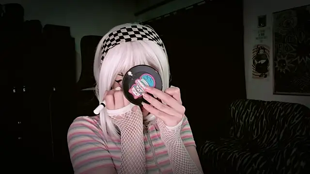 roxy toxic online show from April 2026 12:54:02 AM