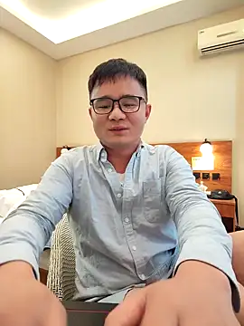 Snapshot of goodboyfcy chatting on March 2025 09:05:02 AM goodboyfcy online show from March 2025 09:05:02 AM