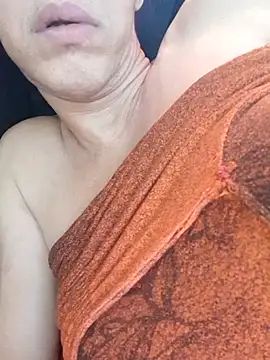 Snapshot of cinthiadelacastro chatting on October 2025 01:56:01 PM cinthiadelacastro online show from October 2025 01:56:01 PM