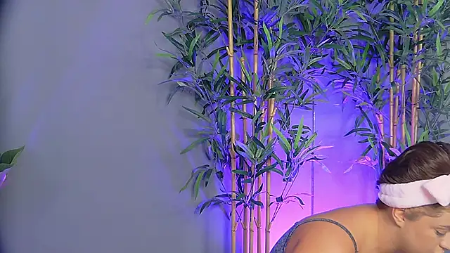 Snapshot of PatriciaSpice chatting on October 2025 04:42:01 AM PatriciaSpice online show from October 2025 04:42:01 AM