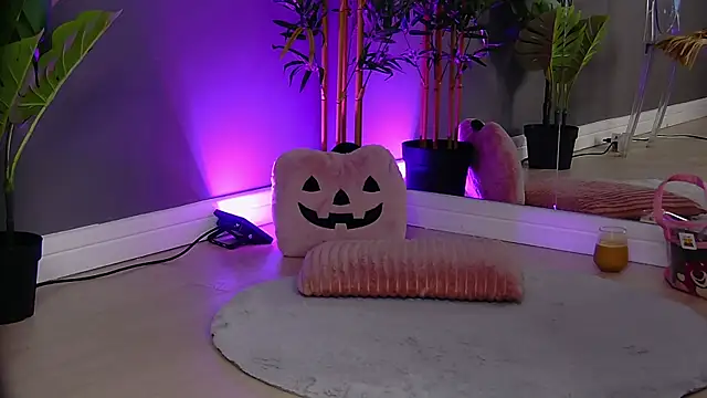 Snapshot of PatriciaSpice chatting on November 2025 05:41:02 AM PatriciaSpice online show from November 2025 05:41:02 AM