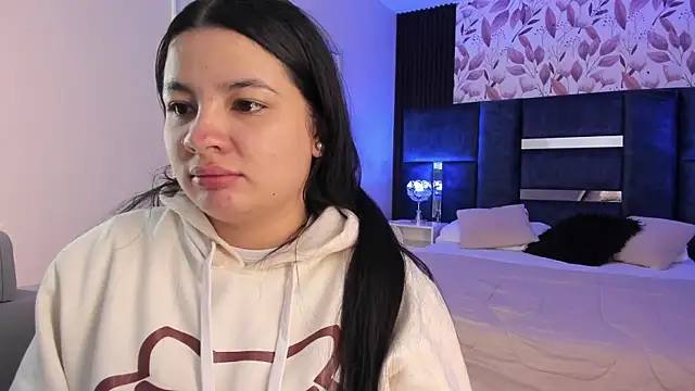 Snapshot of ValeriaOrtega chatting on October 2025 11:16:01 AM ValeriaOrtega online show from October 2025 11:16:01 AM