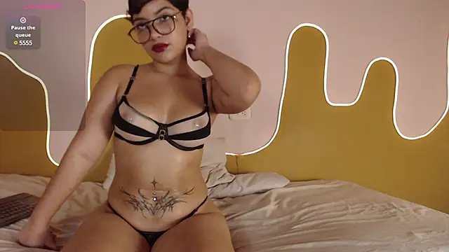 Snapshot of Odeth_ chatting on January 2025 08:35:01 PM Odeth online show from January 2025 08:35:01 PM