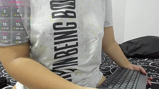 Snapshot of Odeth_ chatting on September 2025 09:47:02 PM Odeth online show from September 2025 09:47:02 PM