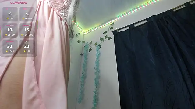 Snapshot of Odeth_ chatting on October 2025 04:30:01 AM Odeth online show from October 2025 04:30:01 AM