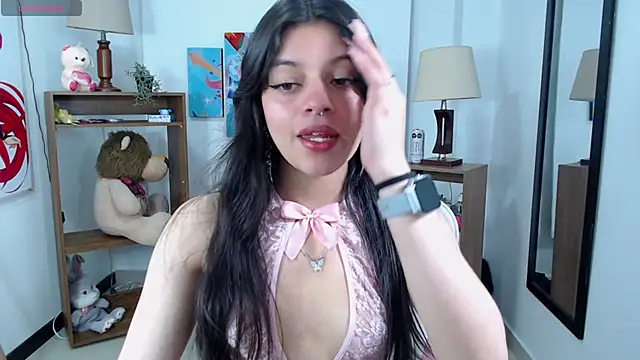 Snapshot of ashley_cute77 chatting on February 2025 12:04:02 PM ashley cute77 online show from February 2025 12:04:02 PM