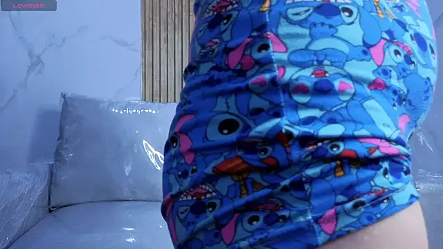 Kitten Cam online show from April 2026 03:26:01 AM