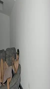 Snapshot of hotlittleones18 chatting on October 2025 02:19:01 AM hotlittleones18 online show from October 2025 02:19:01 AM