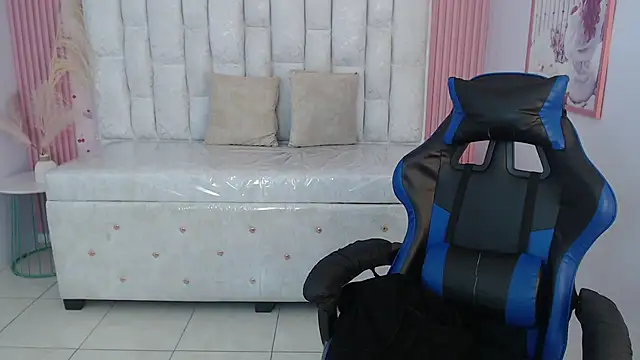 shalon diaz s online show from November 2025 01:13:02 PM