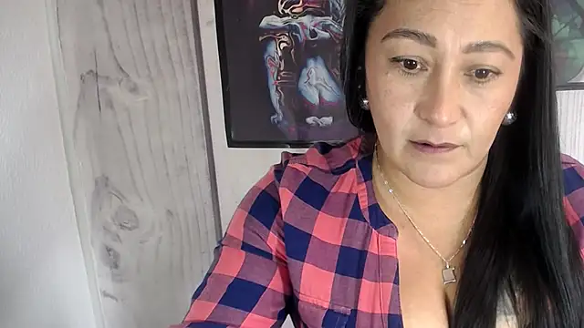 Snapshot of JULIANAWET69 chatting on October 2025 05:30:02 PM JULIANAWET69 online show from October 2025 05:30:02 PM