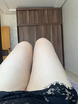 Ayochaa online show from April 2026 01:40:01 PM