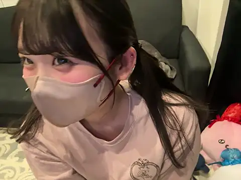 Snapshot of shina_mo_n_ch chatting on March 2025 02:14:01 PM shina mo n ch online show from March 2025 02:14:01 PM